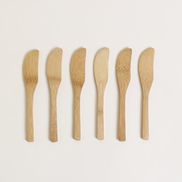 SET X 12 CUCHILLOS PARA UNTAR DE MADERA 16 CM — imagen 1