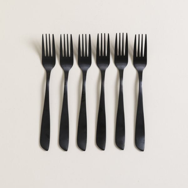 SET X 6 UTENSILIOS DE MESA LISBOA NEGRO MATE 20CM