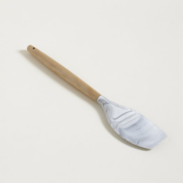 ESPATULA DE SILICONA SIMIL MARMOL MANGO DE MADERA 31 CM — imagen 1