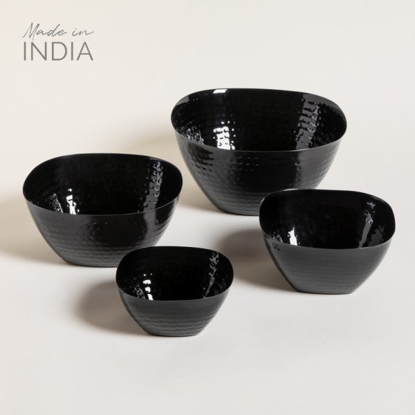 SET X 4 BOWLS CUADRADOS BLACK KIRAN 14,5X7 / 18X9,5 / 22X10,5 / 26,5X13,5 CM — imagen 1