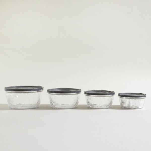 SET X 4 BOWLS DE ACRILICO RAYAS TAPA GRIS 2000 / 1400/ 1000/700 ML