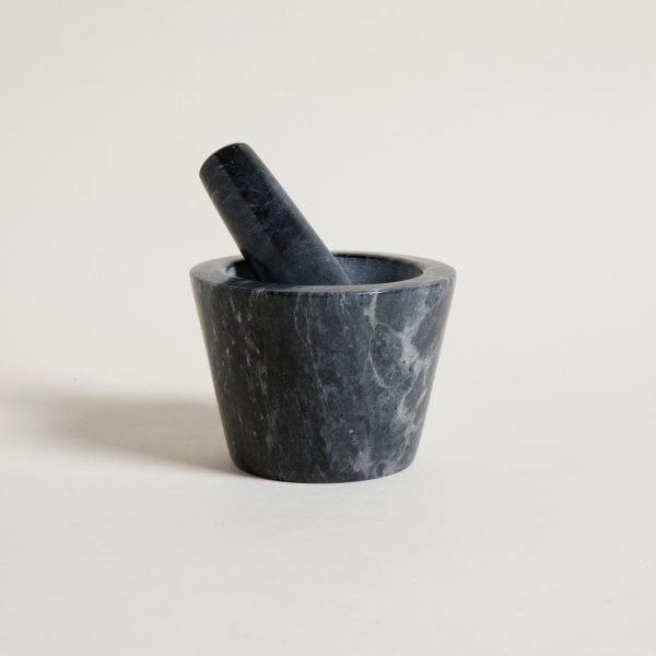 MORTERO CONICO ANDHRA DE MARMOL NEGRO 12X8,5 CM