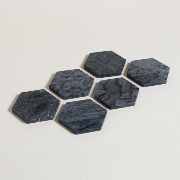 POSAVASO HEXAGONAL ANDHRA DE MARMOL NEGRO 10,5 CM