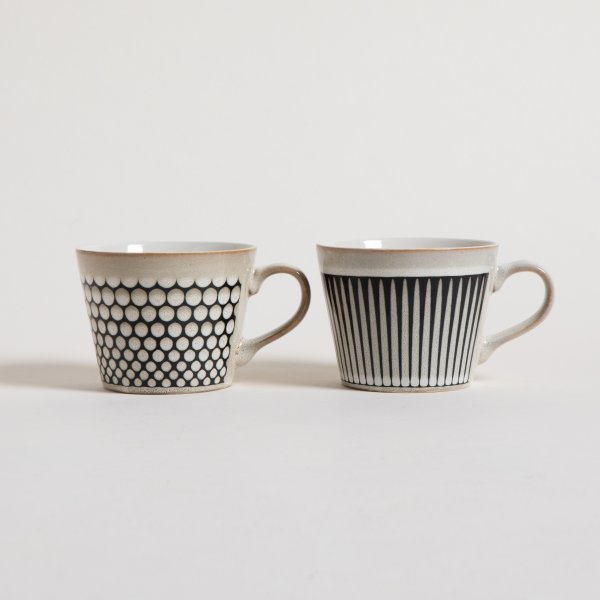 MUG BIHAR CONICO CREMA & NEGRO 384 ML