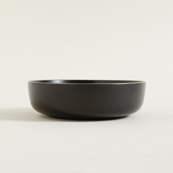 ENSALADERA CHENINI NEGRO BORDE NATURAL 26 CM