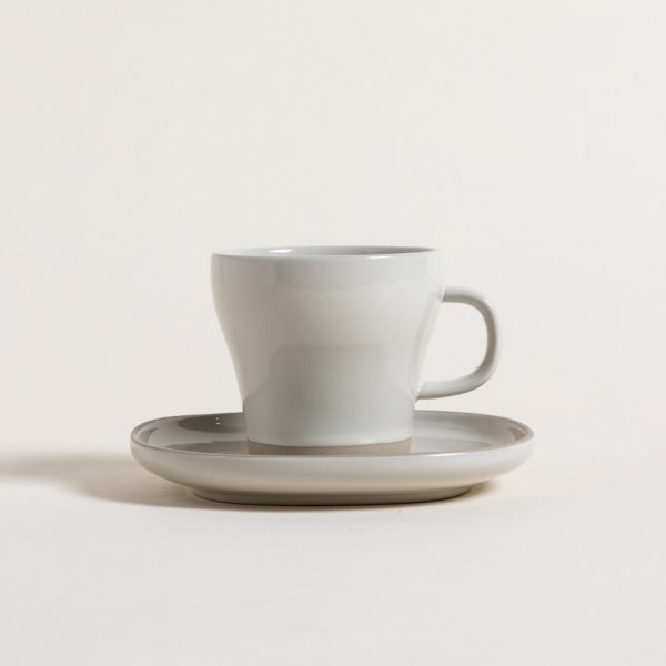 SET DE TAZA Y PLATO BUDAPEST GREY 210 ML