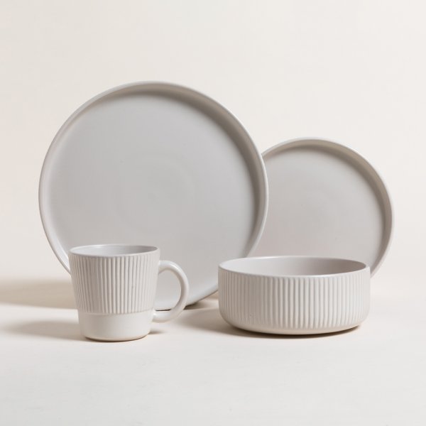 SET DE VAJILLA NET CREMA 16 PIEZAS — imagen 1
