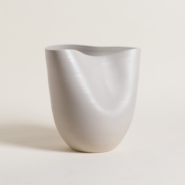 VASIJA DENTED CREAM 29X20X30 CM — imagen 1