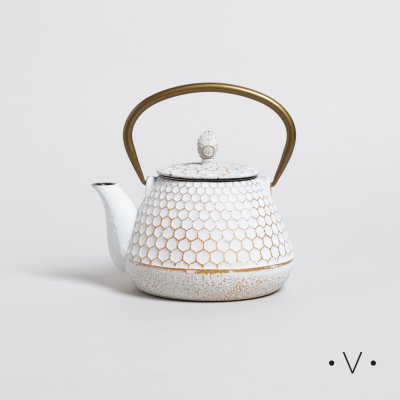 TETERA DE HIERRO KIOTO PANAL OFF WHITE 1000 ML *VASSA