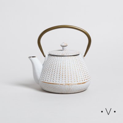 TETERA DE HIERRO KIOTO ESPIGA OFF WHITE 1000 ML *VASSA