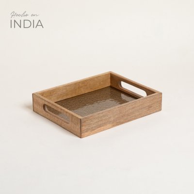 BANDEJA RECTANGULAR CON BORDE SAGAR 27X21,5 CM