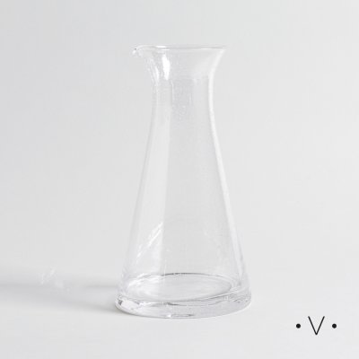 BOTELLON CON PICO VERTEDOR FIRA 1300 ML *VASSA