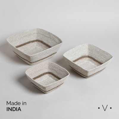 SET X 3 CANASTOS CUADRADOS MADHYA WHITE 26X12 CM/ 22X9 CM/ 18X8 CM *VASSA