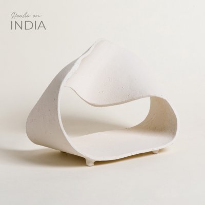 FIGURA DECORATIVA GAANTH OFF WHITE 30X15 CM